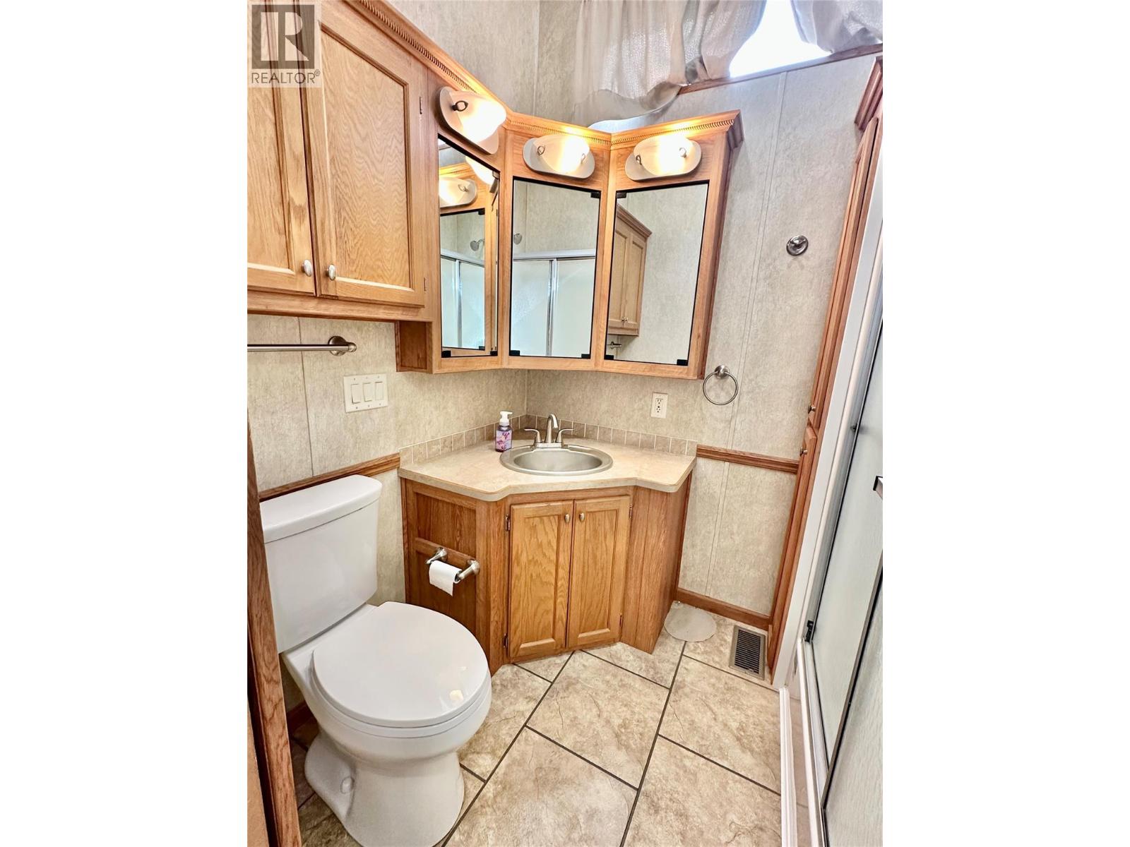 4354 Highway 3 Unit# 80 Property Photo 42