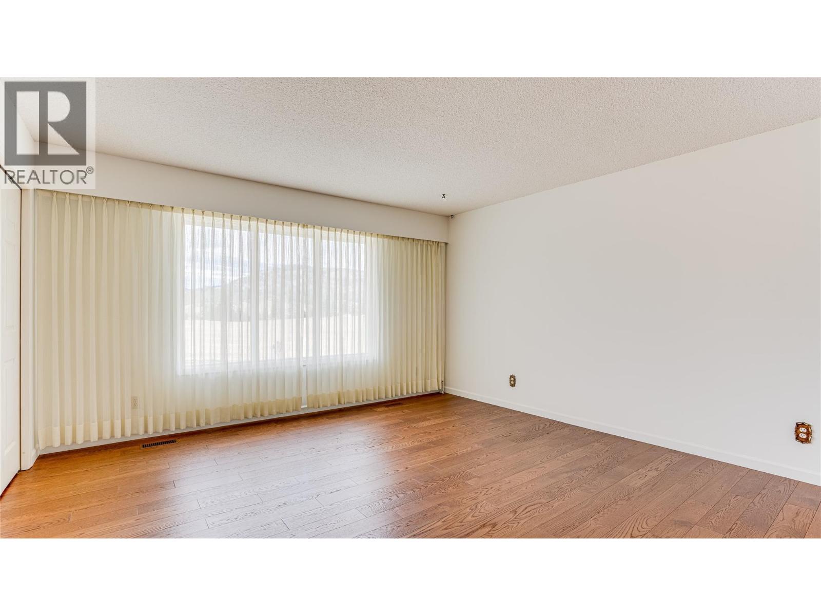 683 Clinton Road Property Photo 44