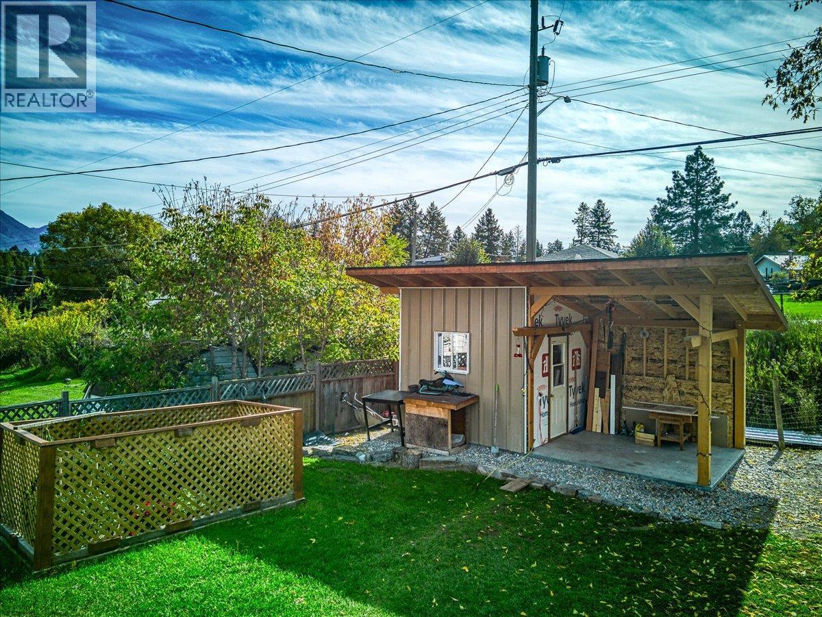 4895 Selkirk Avenue Property Photo 29