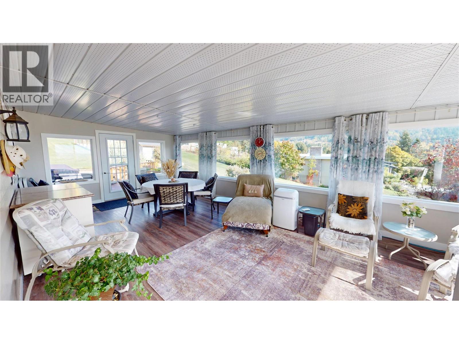 1030 Monrose Road Property Photo 31