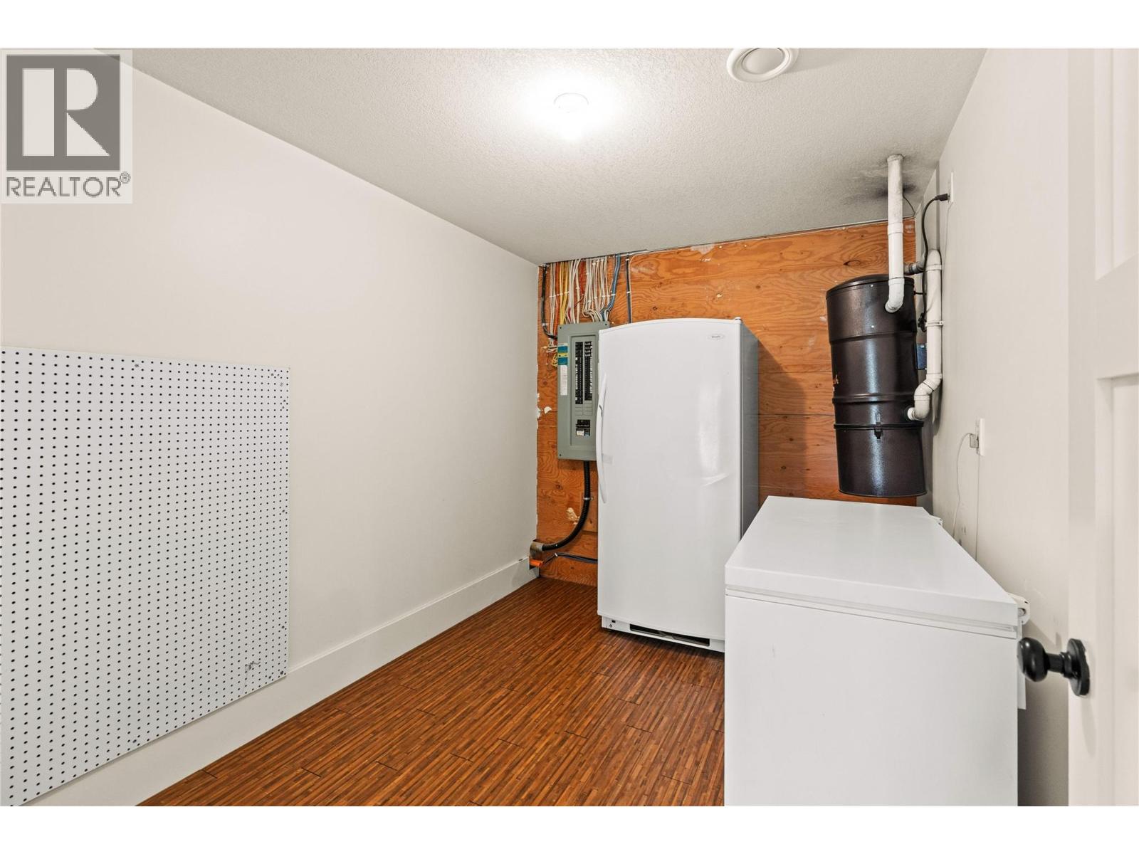 3690 Sage Avenue Property Photo 60