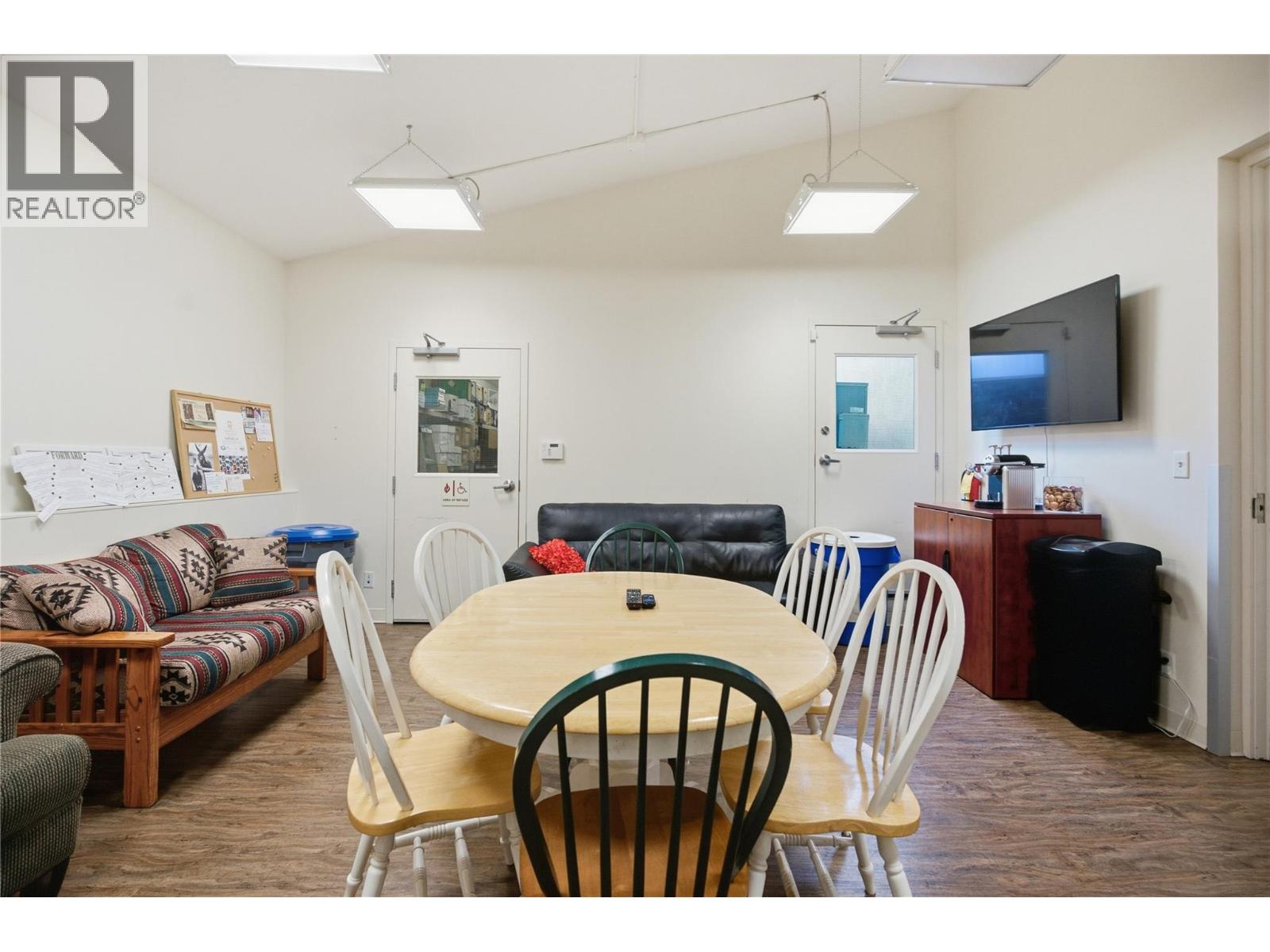 1370 Summit Drive Unit# B Property Photo 40