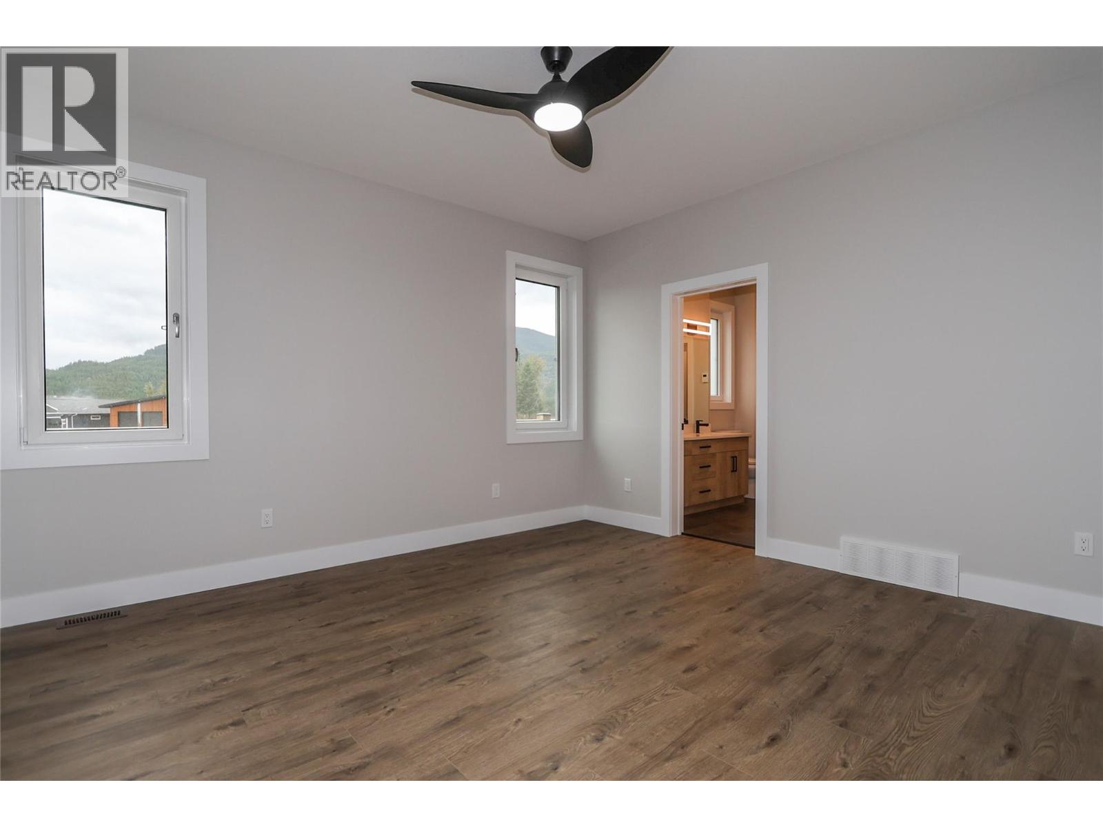 726 St Mary River Drive Property Photo 12