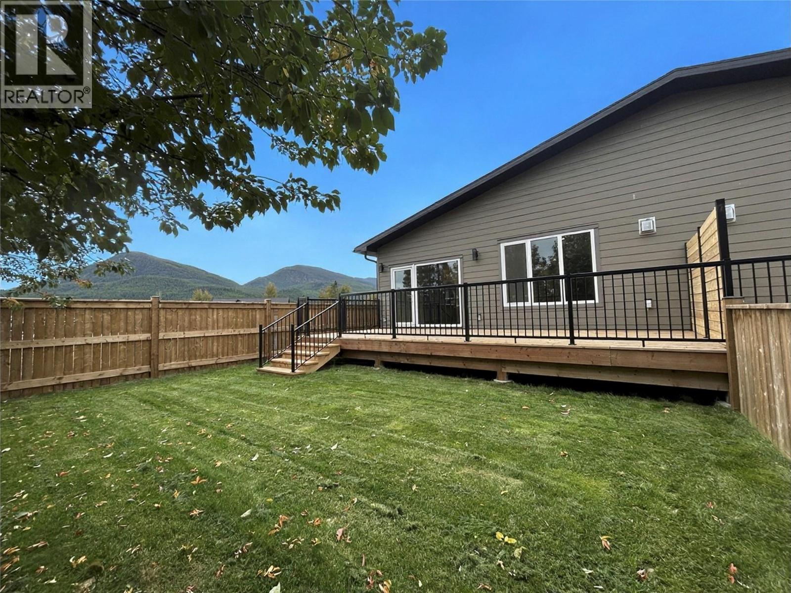 726 St Mary River Drive Property Photo 44