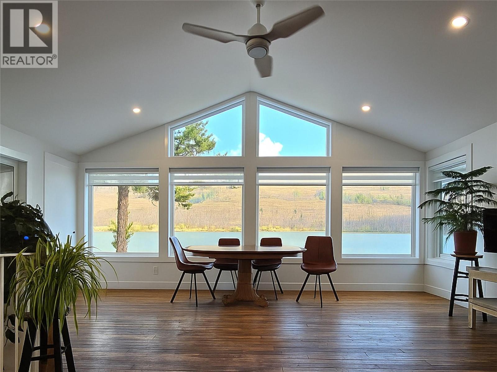 2438 Loon Lake Road Property Photo 3