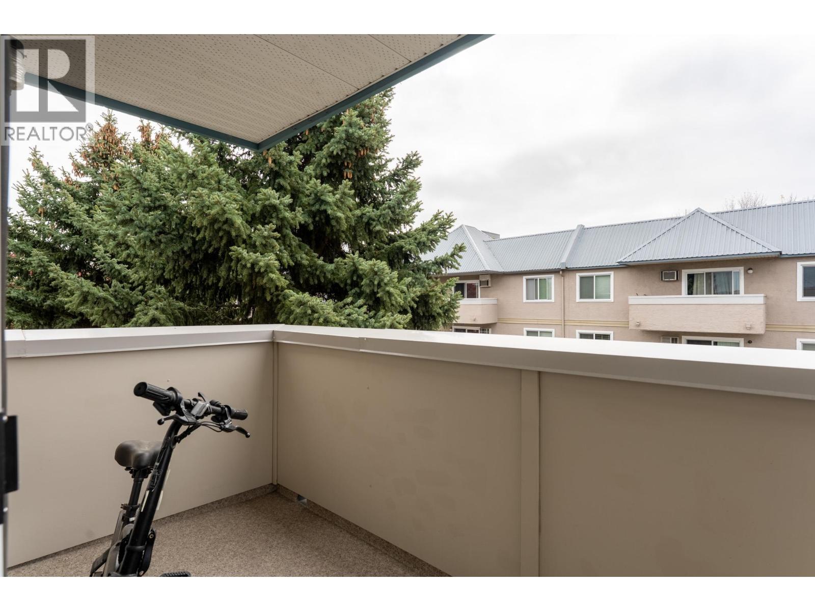 3160 De Montreuil Court Unit# 413 Property Photo 18