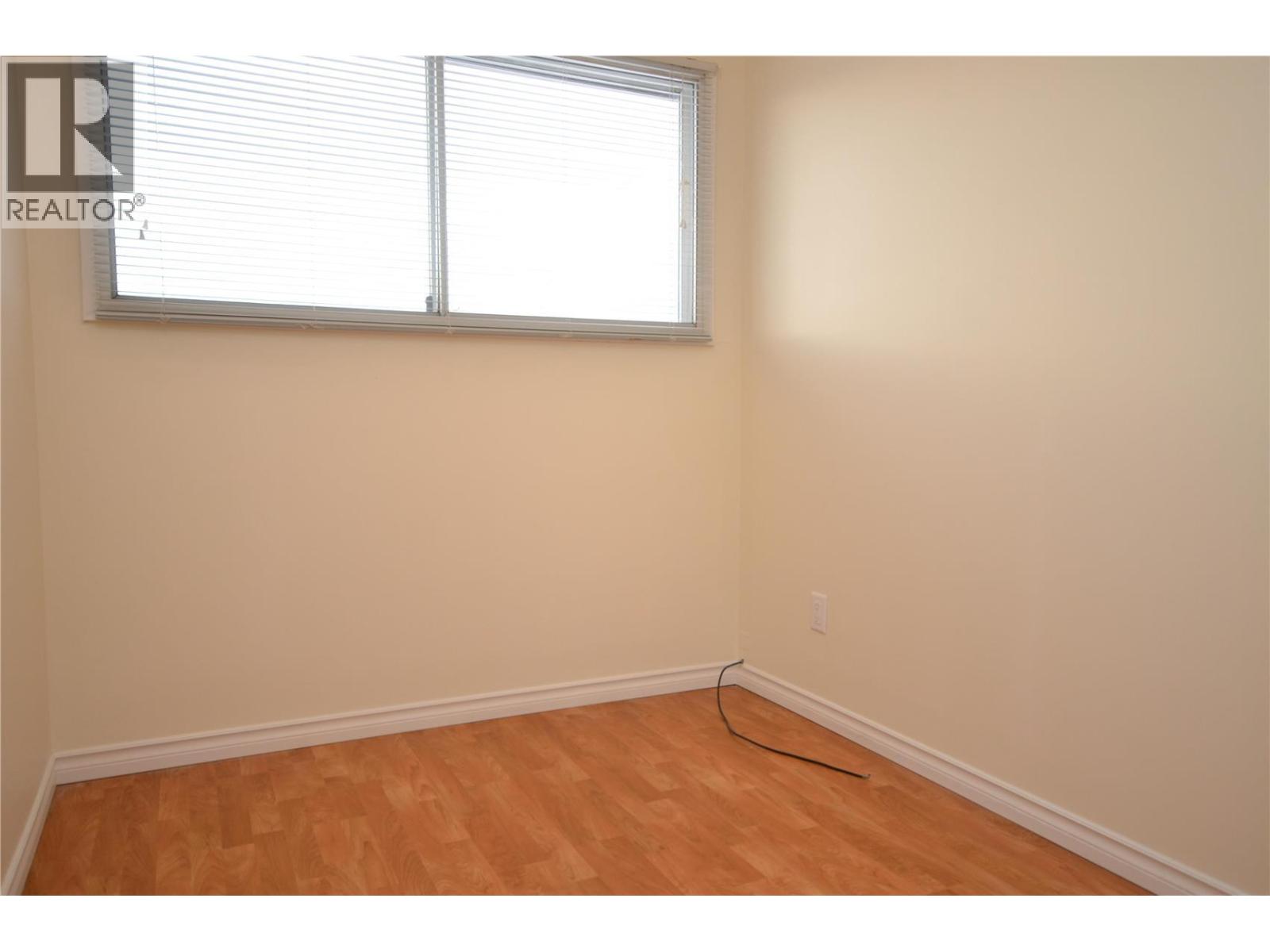 4501b 15 Avenue Property Photo 17