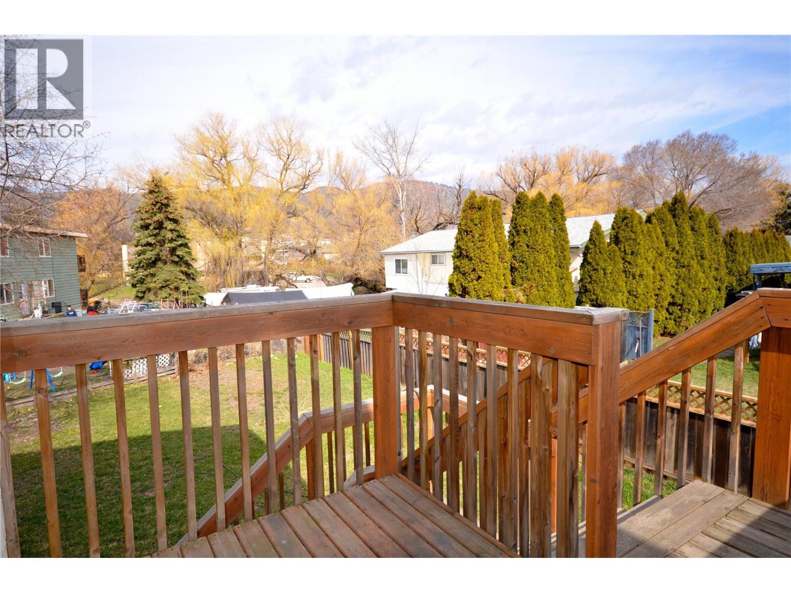 4501b 15 Avenue Property Photo 45