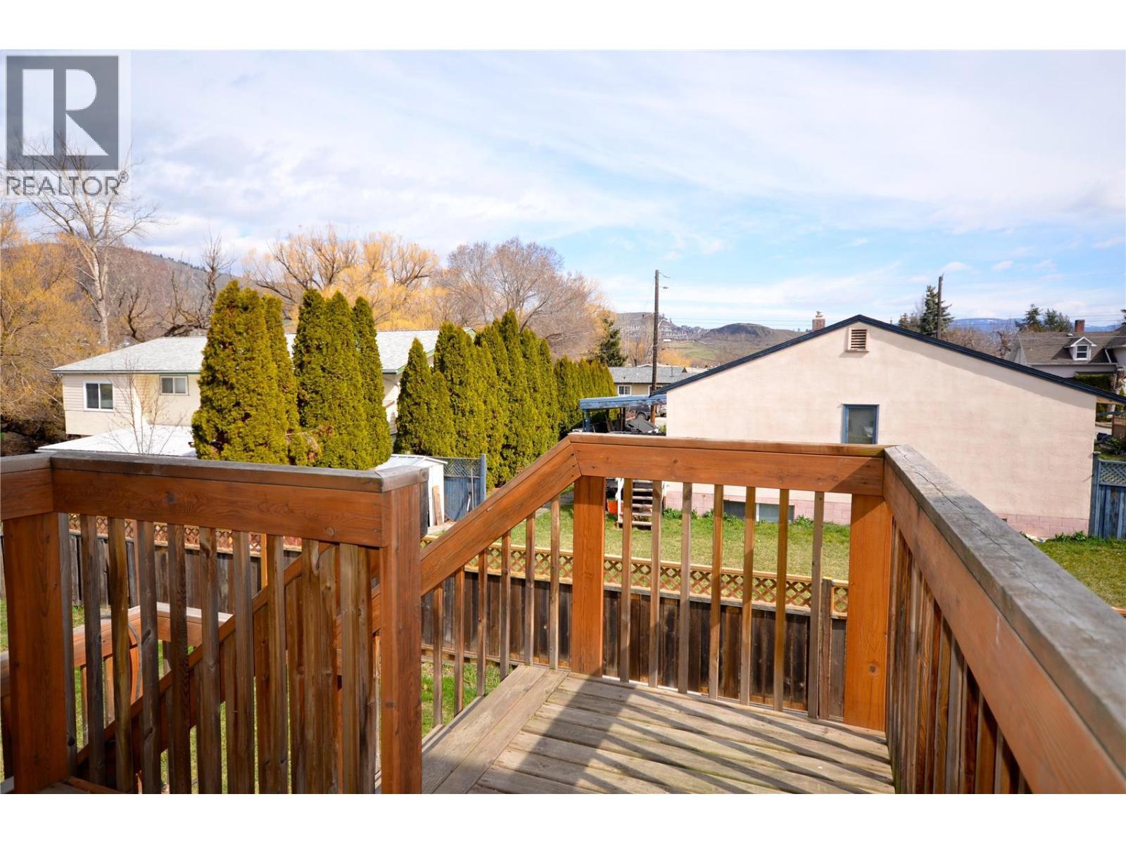 4501b 15 Avenue Property Photo 46