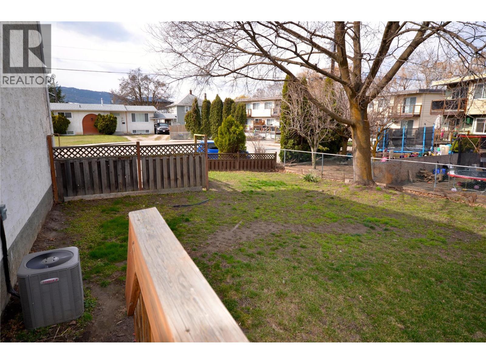 4501b 15 Avenue Property Photo 49