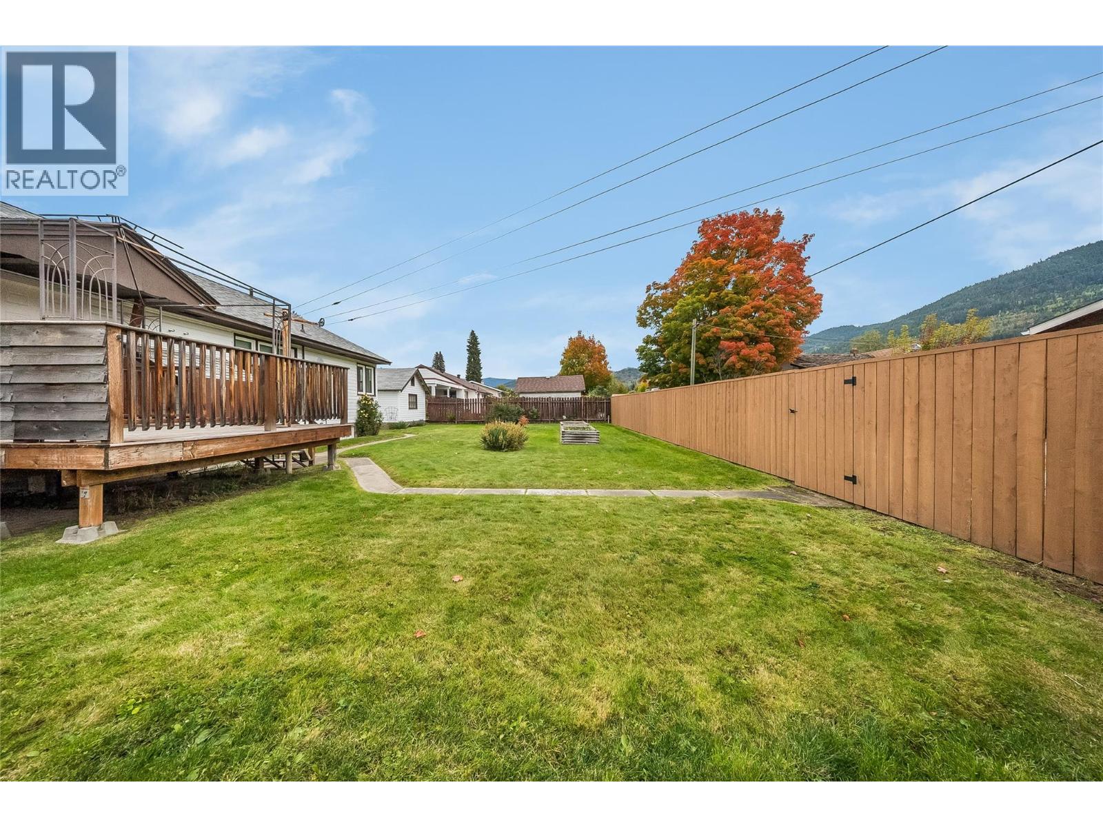 735 10th Avenue Property Photo 40