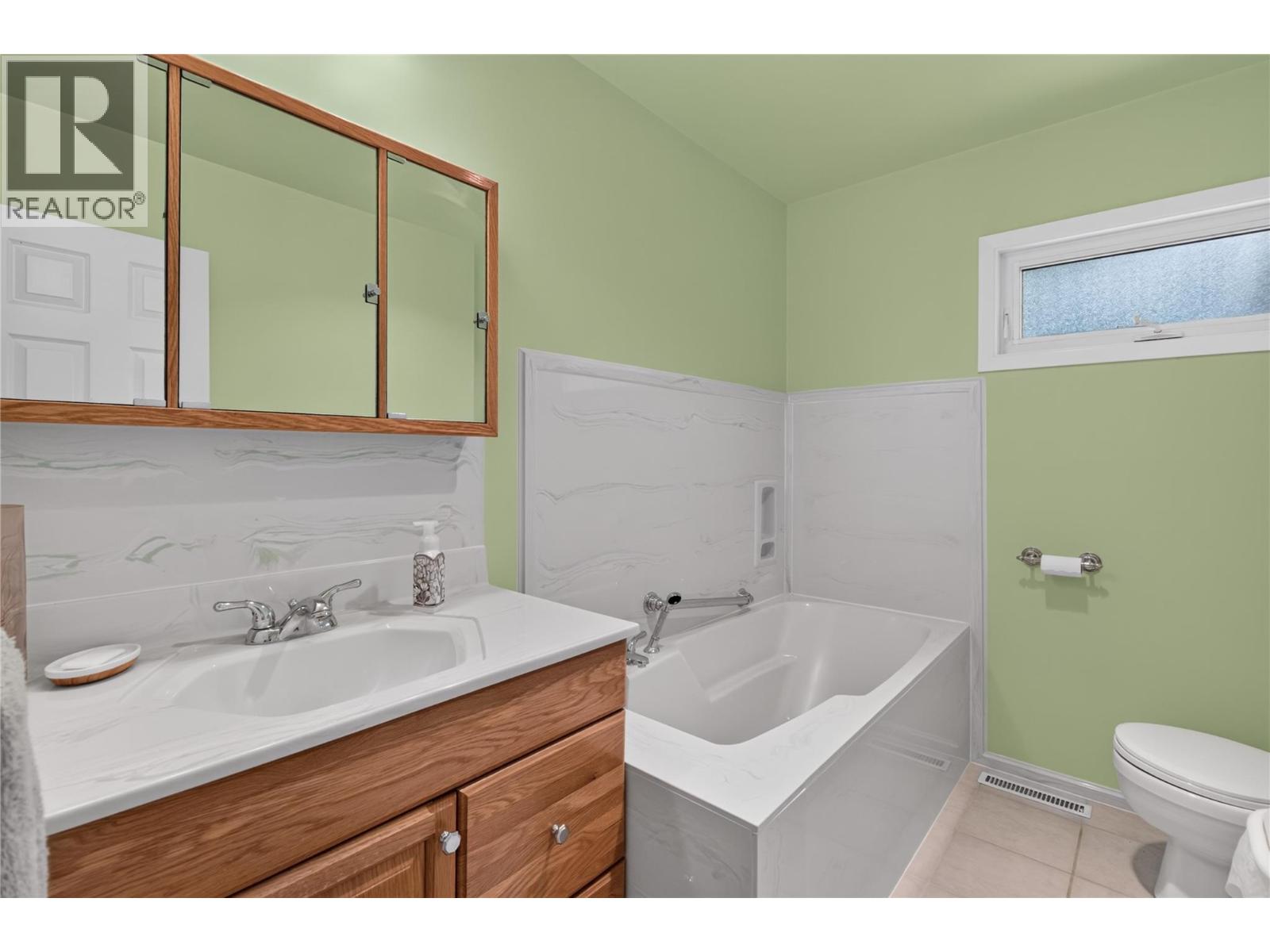 131 Cedar Avenue Property Photo 14