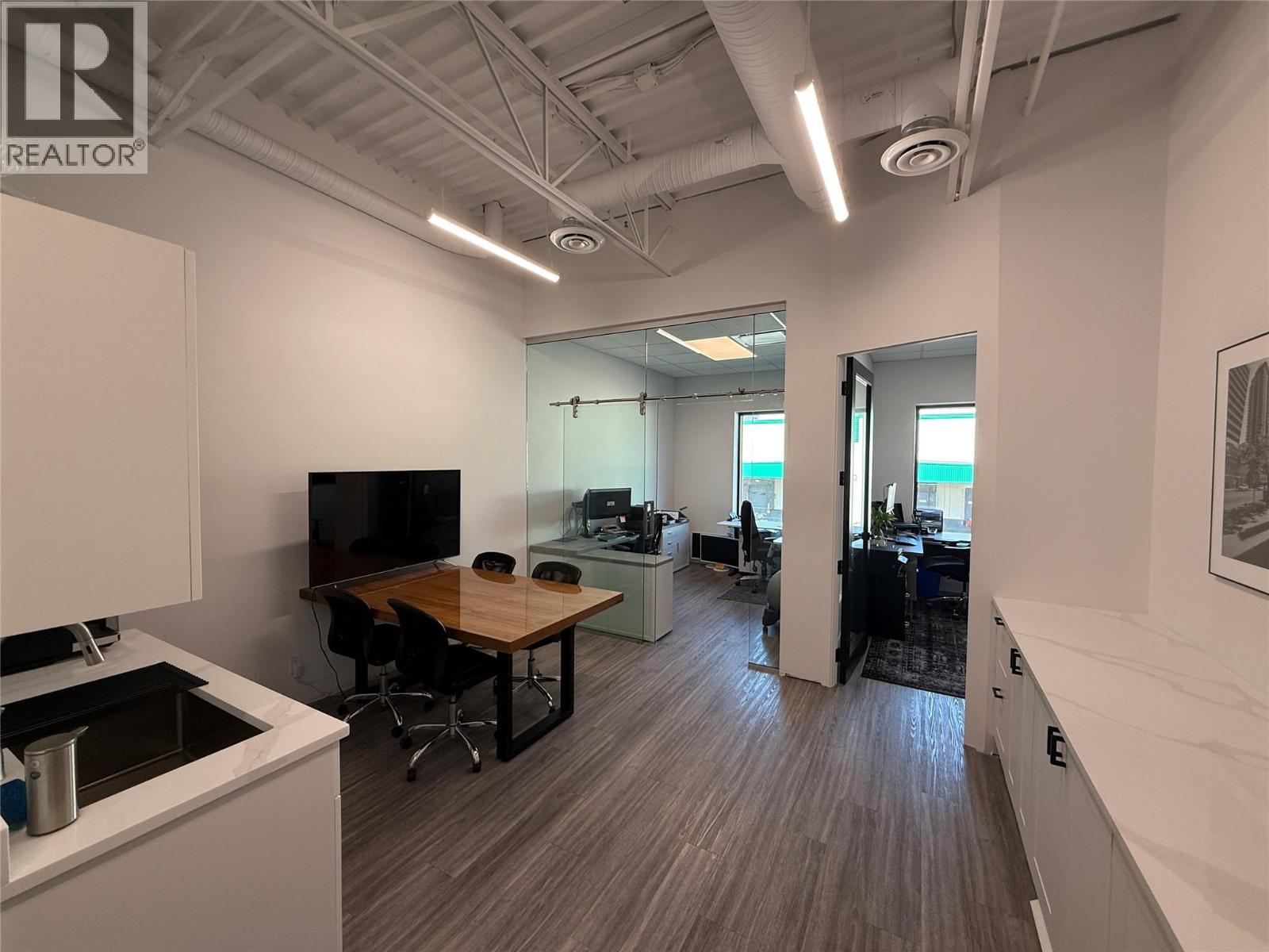 815 Vaughan Avenue Unit# B-106 Property Photo 2