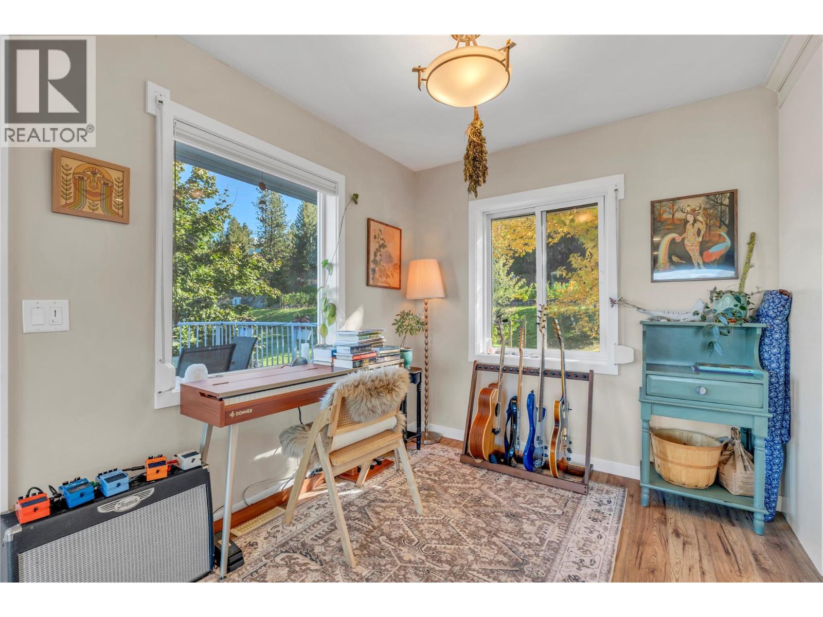 2864 Arawana Road Property Photo 20