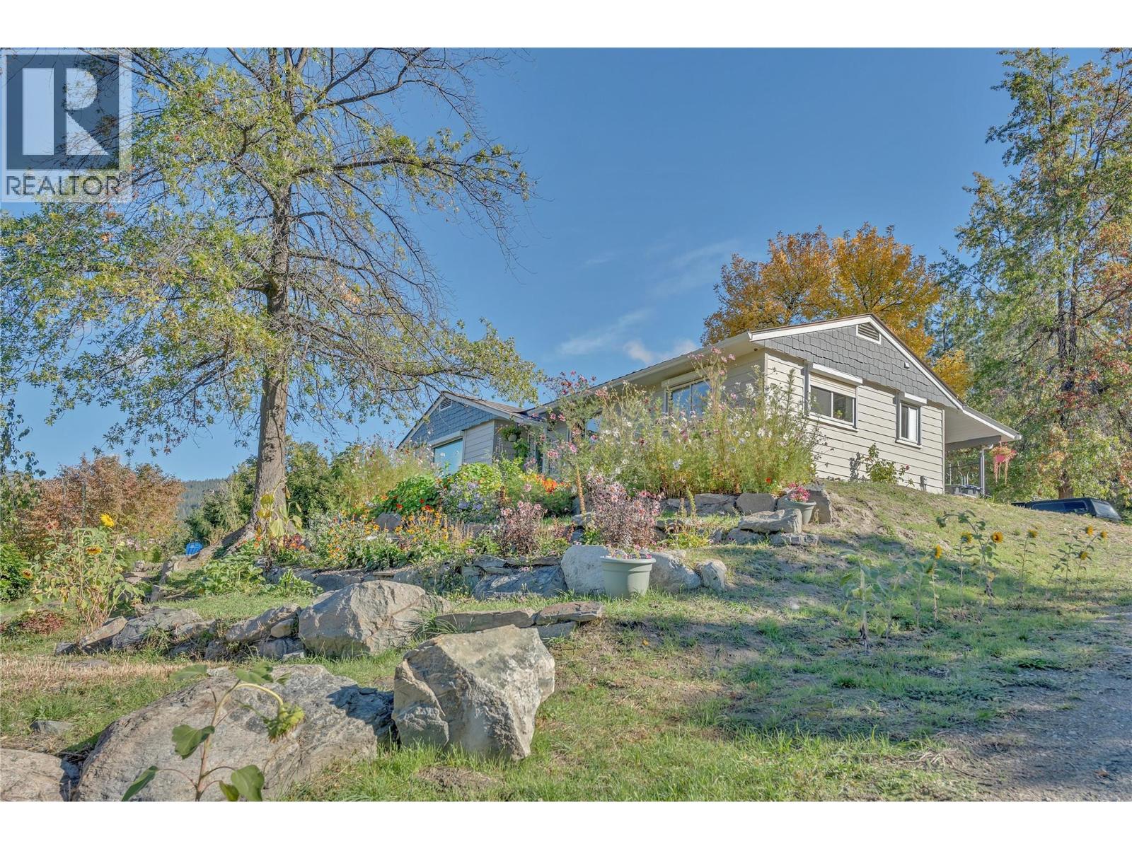 2864 Arawana Road Property Photo 42
