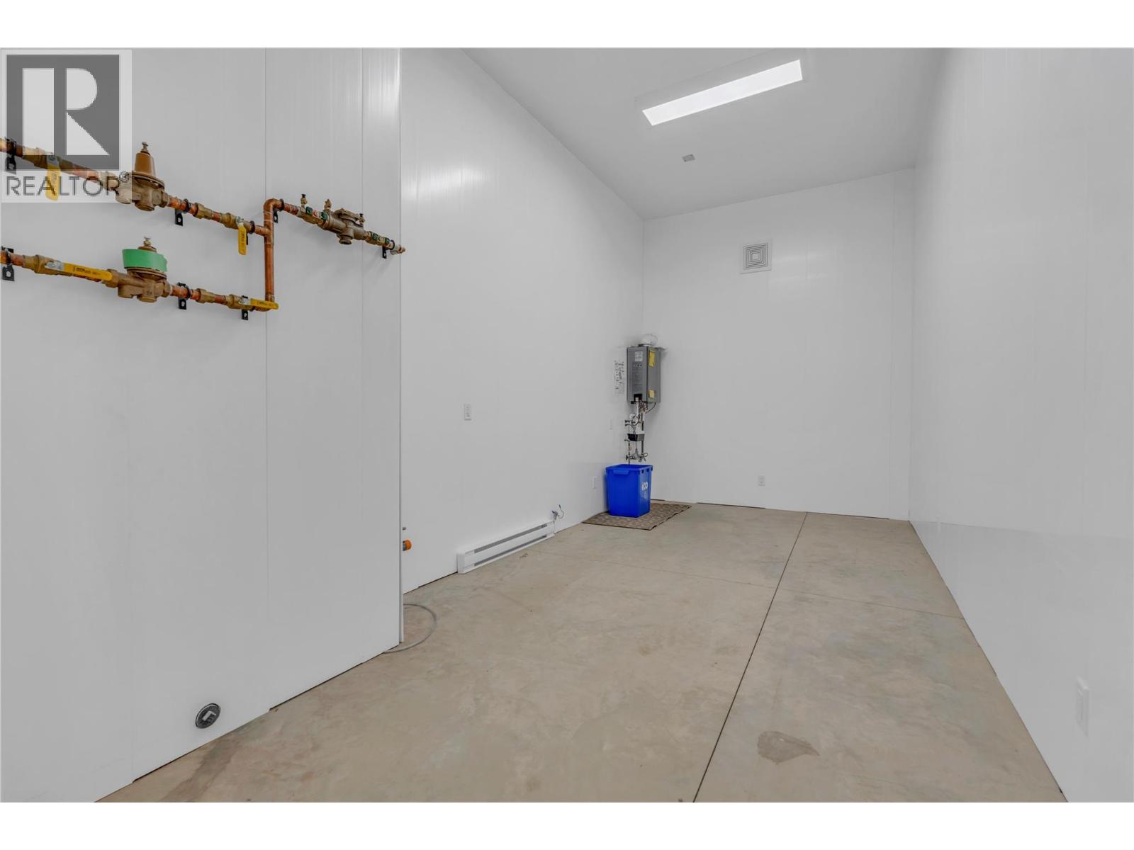 2864 Arawana Road Property Photo 82