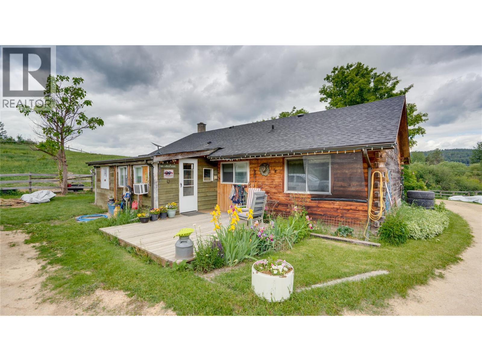 4878 Stepney Road Property Photo 9
