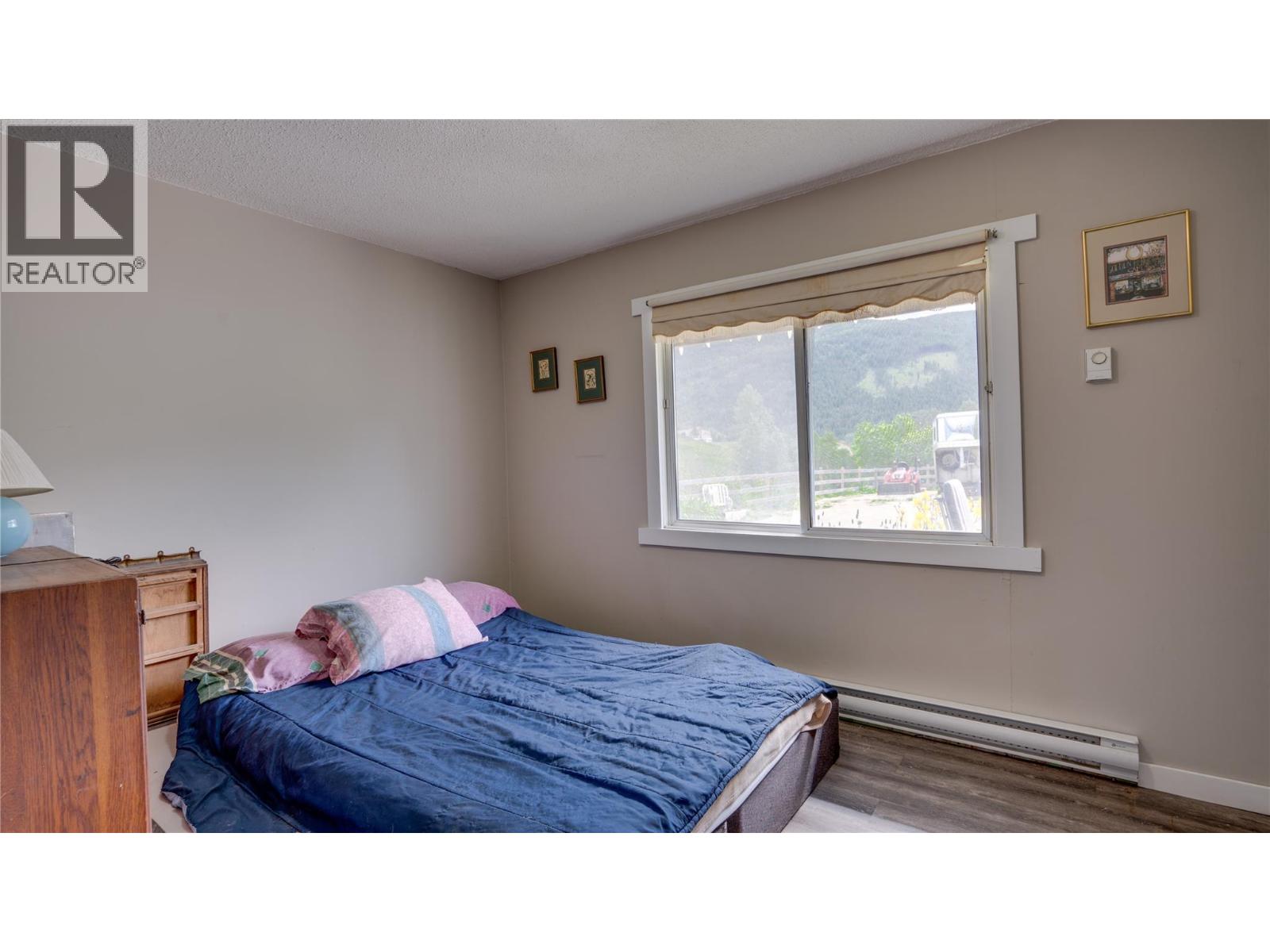 4878 Stepney Road Property Photo 23