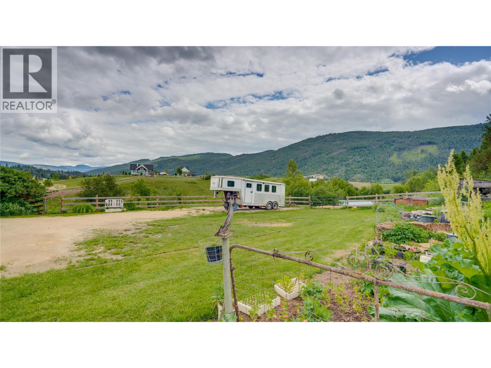 4878 Stepney Road Property Photo 30