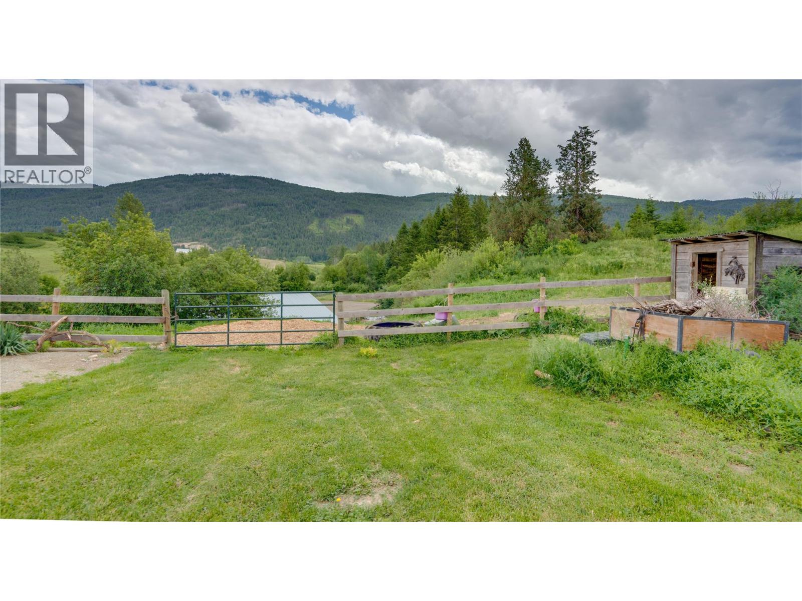 4878 Stepney Road Property Photo 32