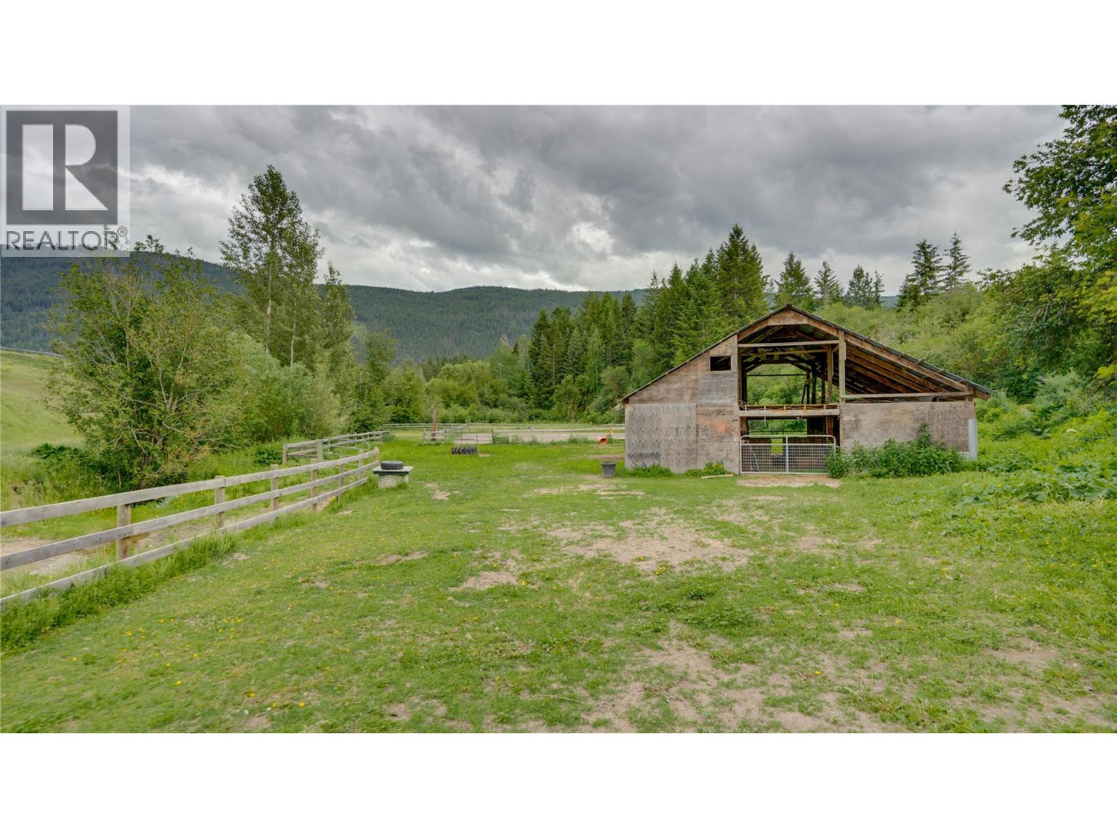 4878 Stepney Road Property Photo 47