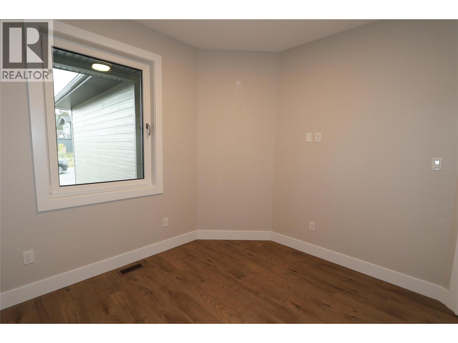 724 St Mary River Drive Property Photo 20