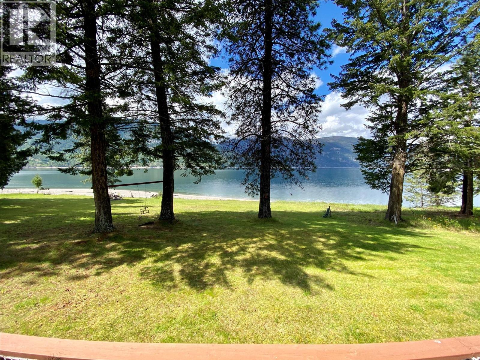 7180 Little Cayuse Creek Road Property Photo 1