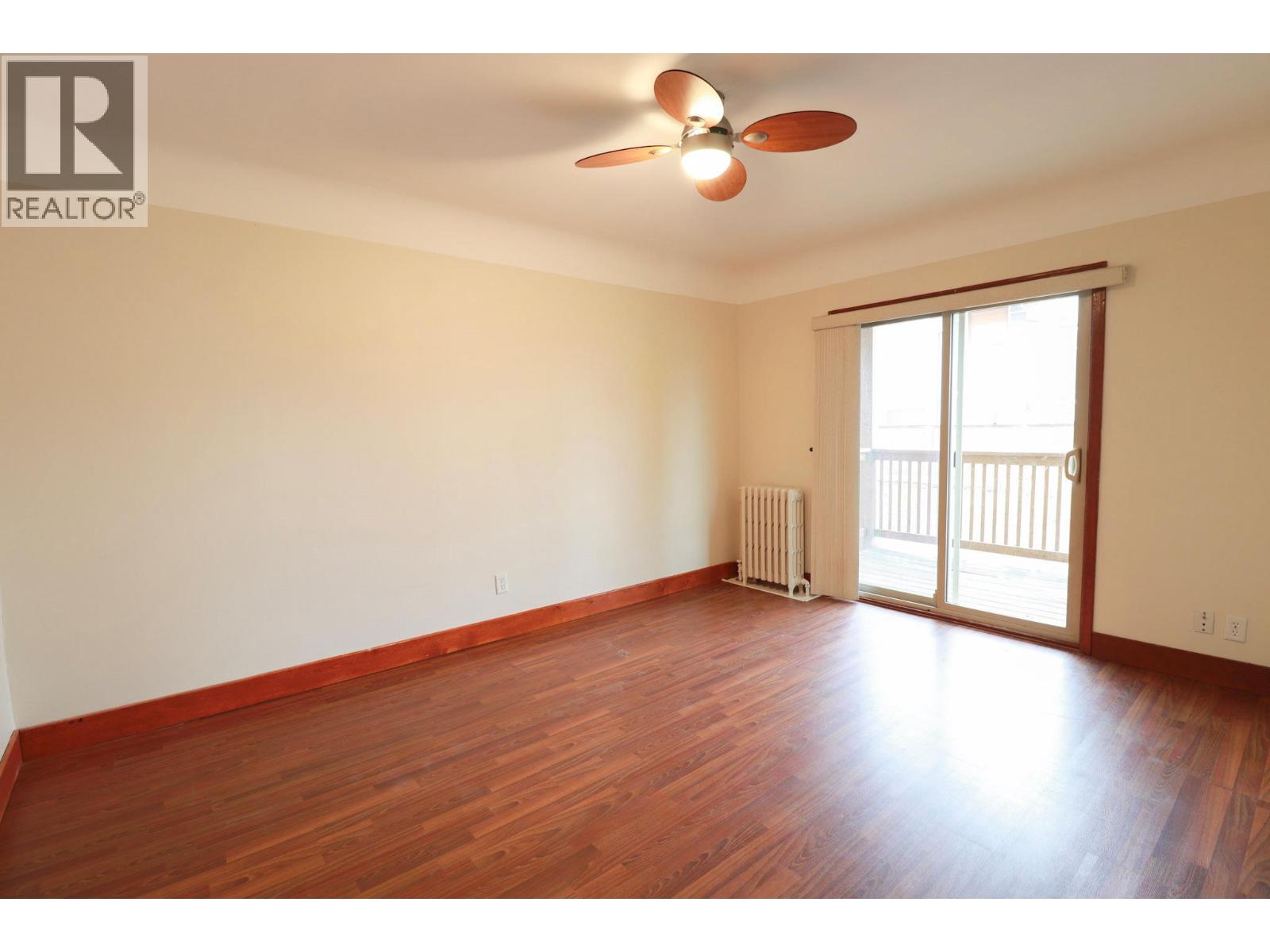 156 Nanaimo Avenue E Property Photo 13