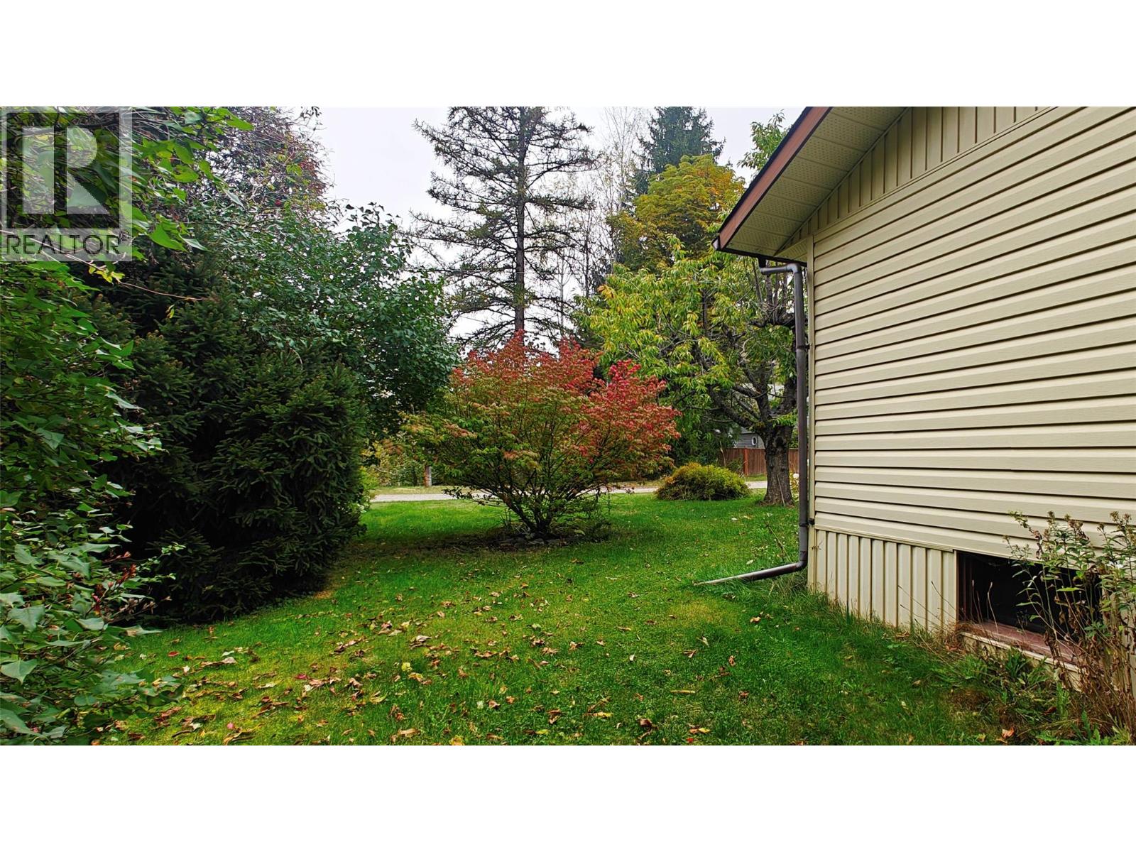 610 7th Avenue Property Photo 6