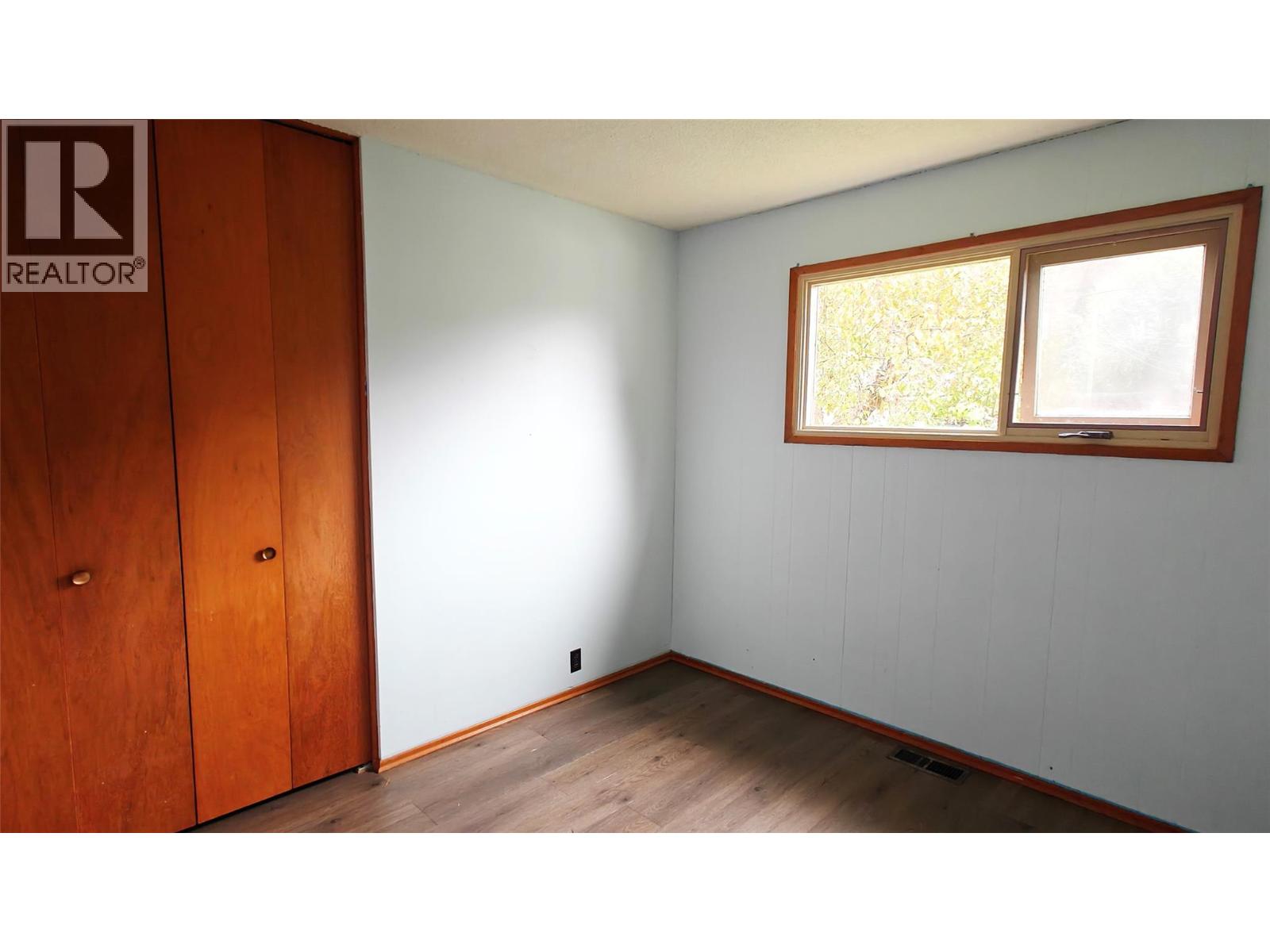 610 7th Avenue Property Photo 19