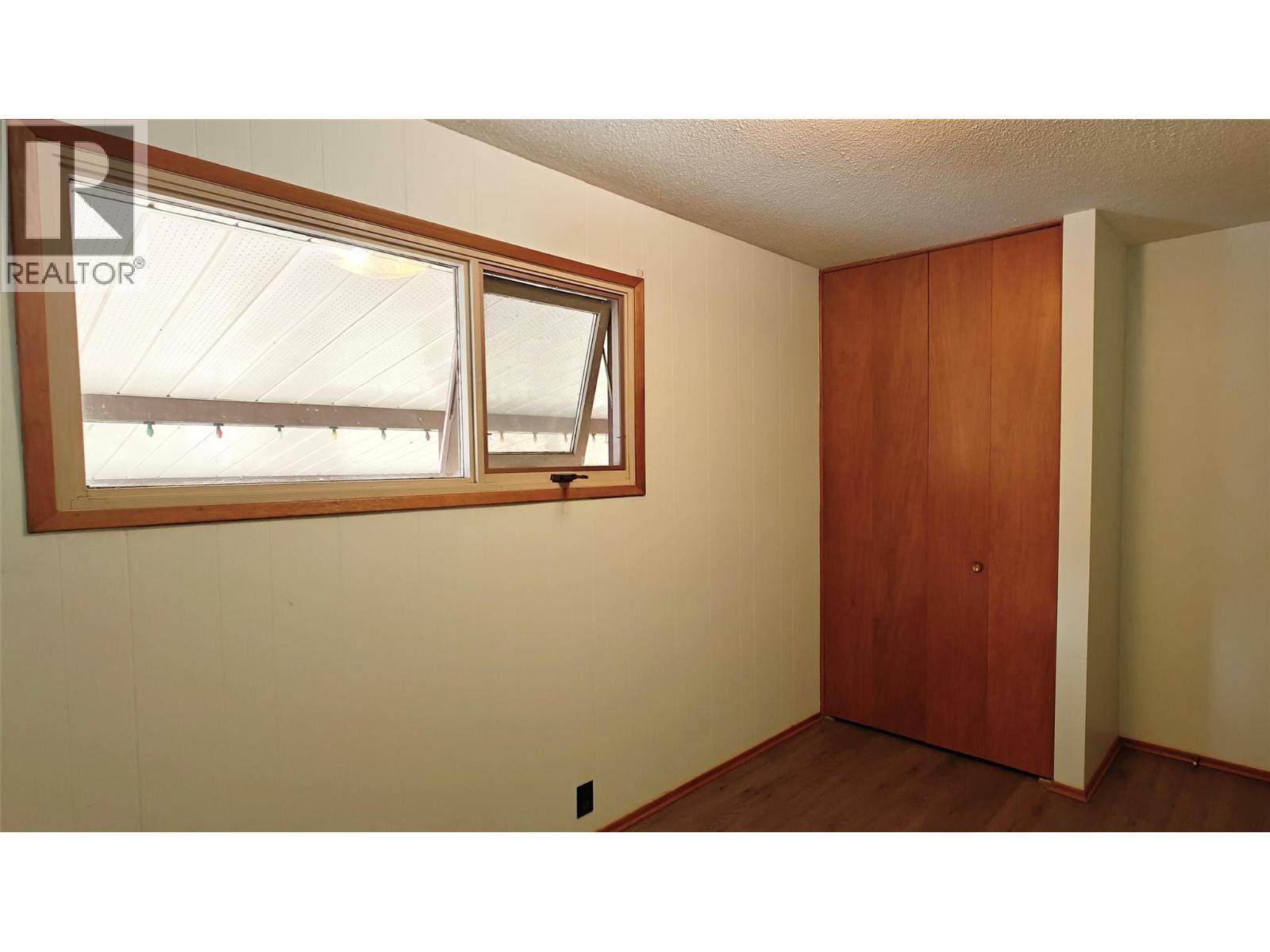 610 7th Avenue Property Photo 21