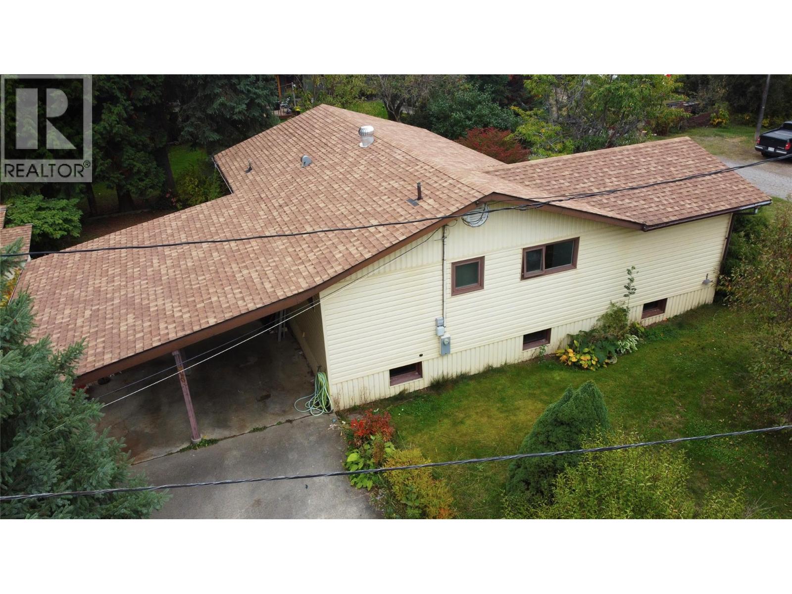 610 7th Avenue Property Photo 33