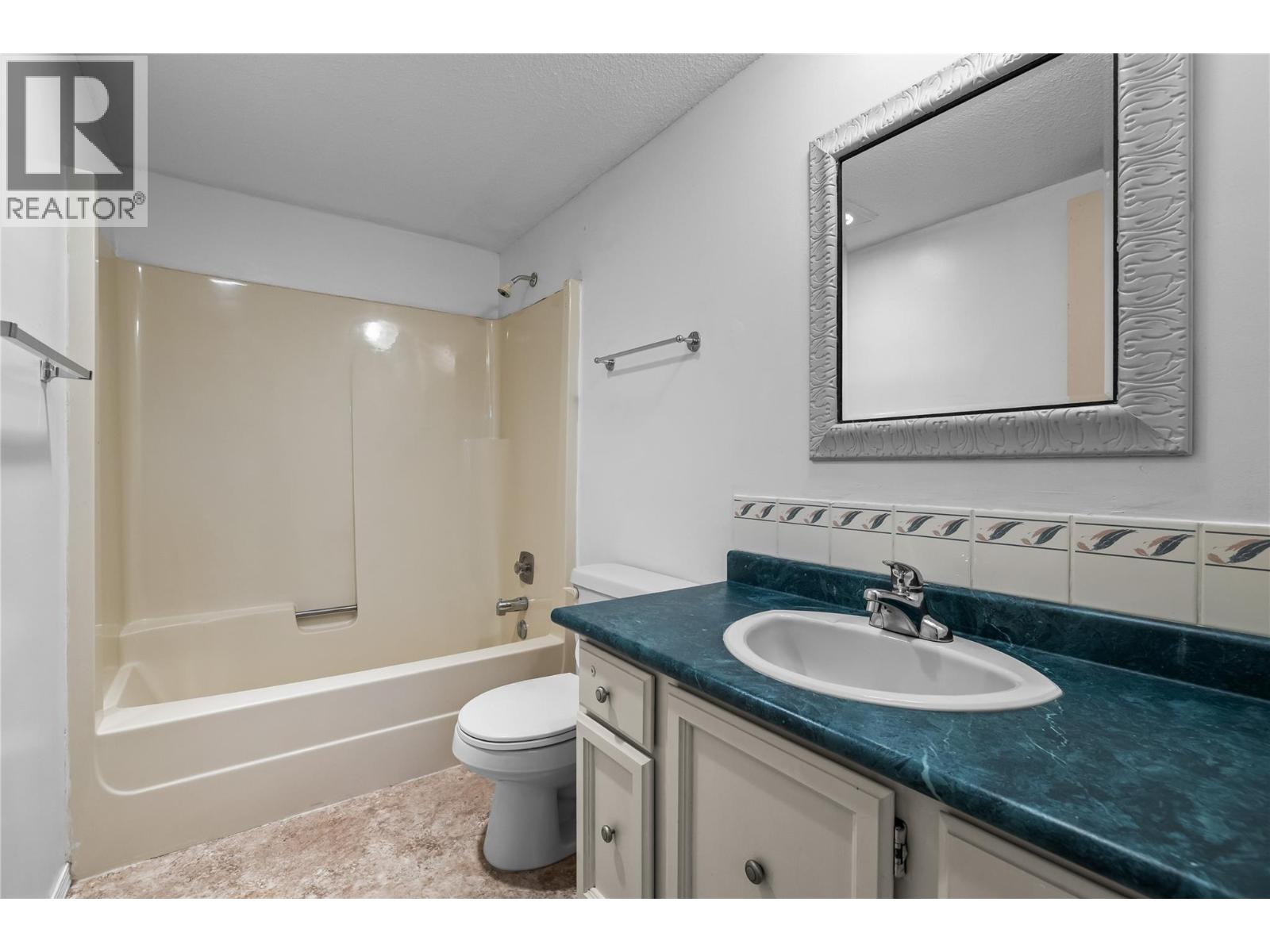 3000 Richter Street Unit# 6 Property Photo 32