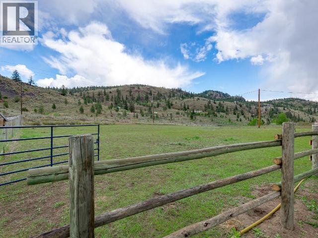5208 Trans Canada Highway Property Photo 38