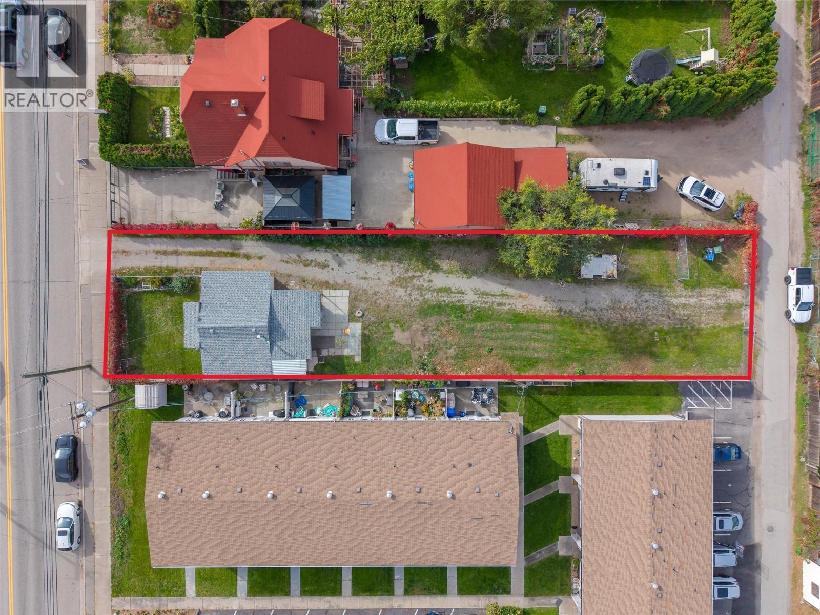 5814 Main Street Property Photo 1