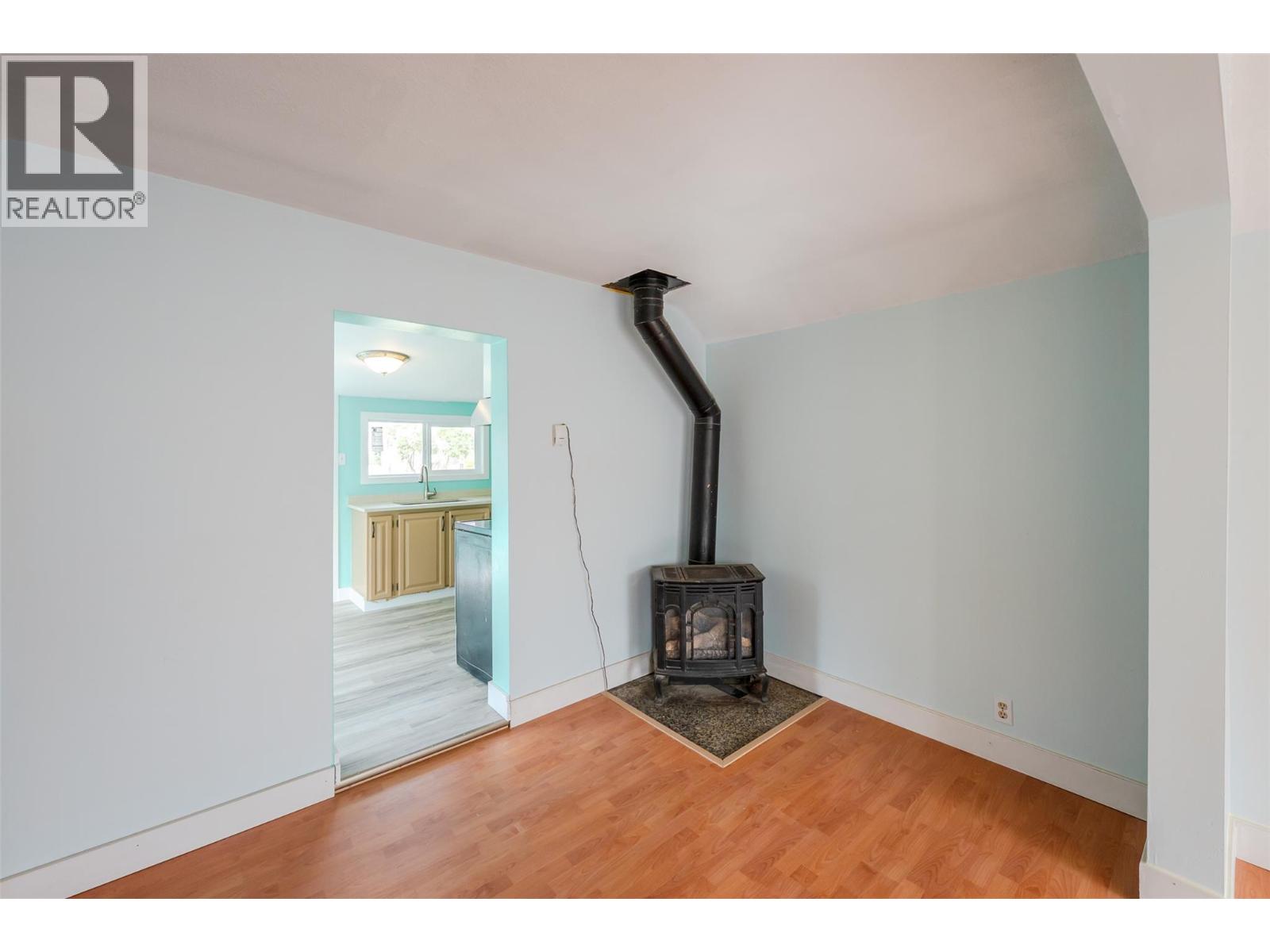 5814 Main Street Property Photo 19