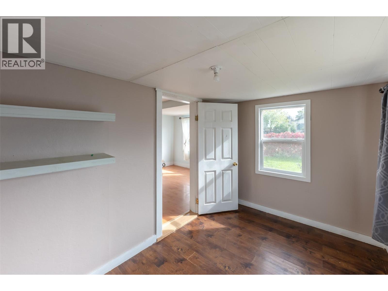 5814 Main Street Property Photo 27