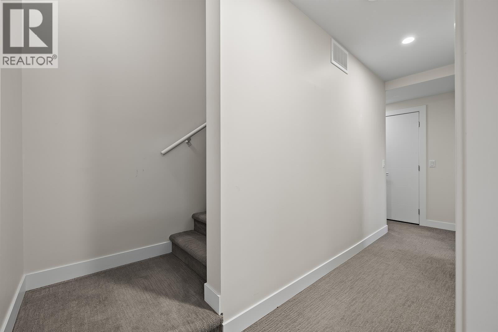 813 Rose Avenue Property Photo 21