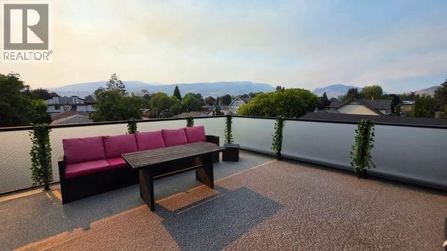 813 Rose Avenue Property Photo 22