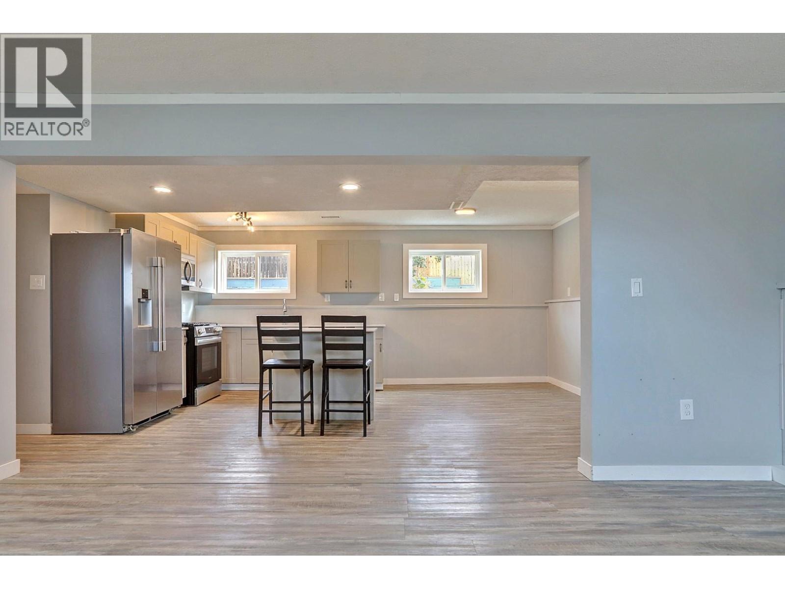 5723 Richards Crescent Property Photo 41