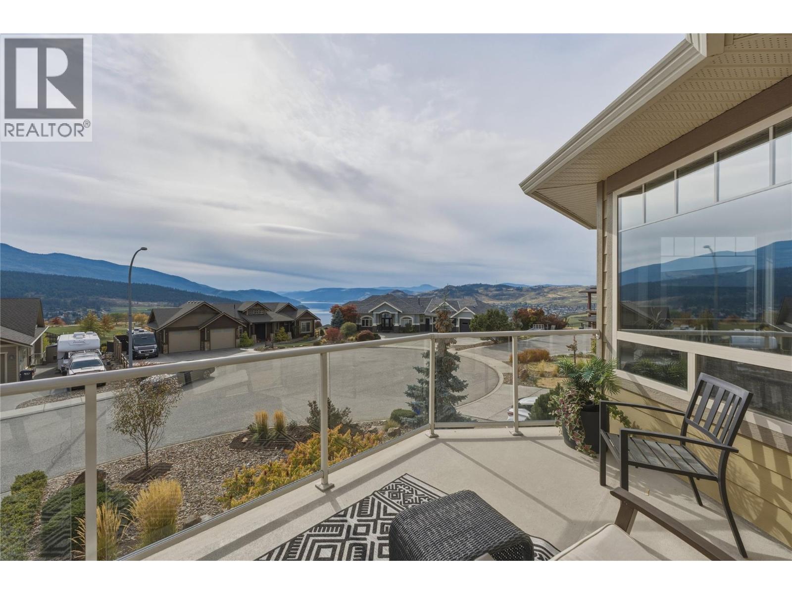 547 Mt. Tanner Place Property Photo 13