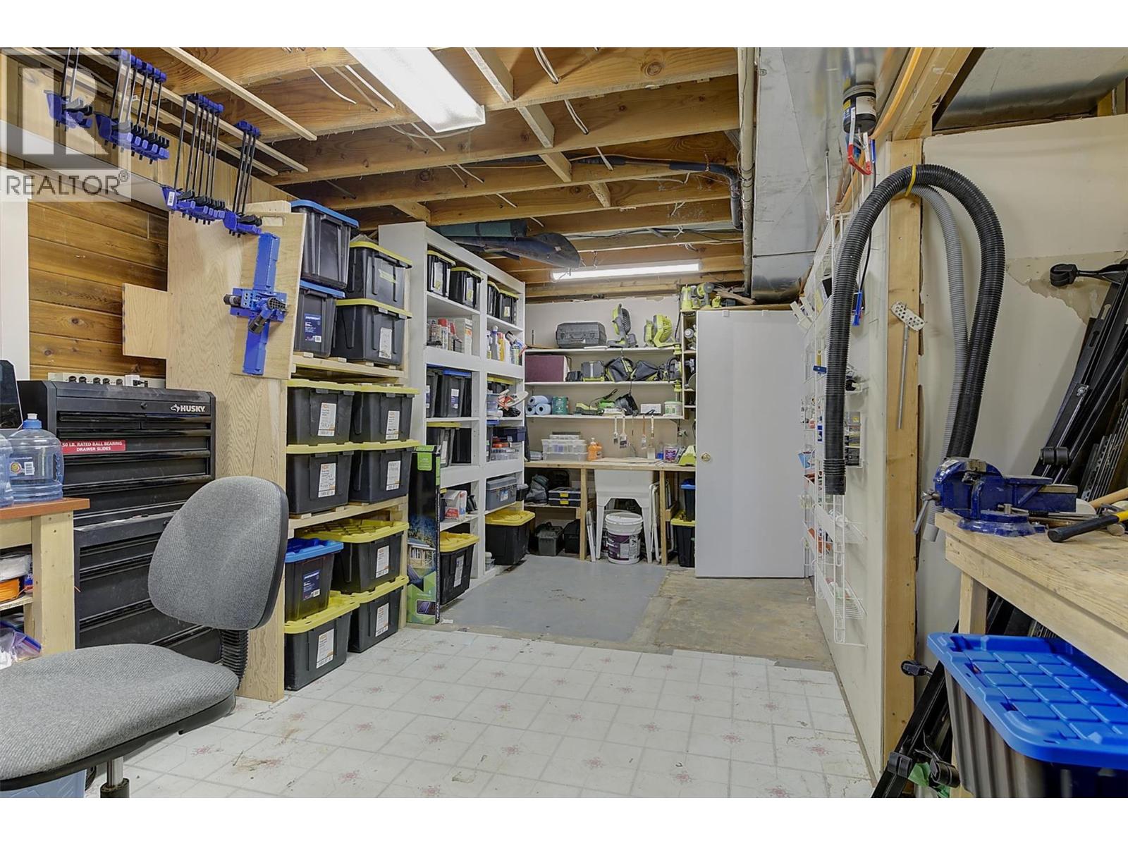 450 Holbrook Road W Property Photo 41