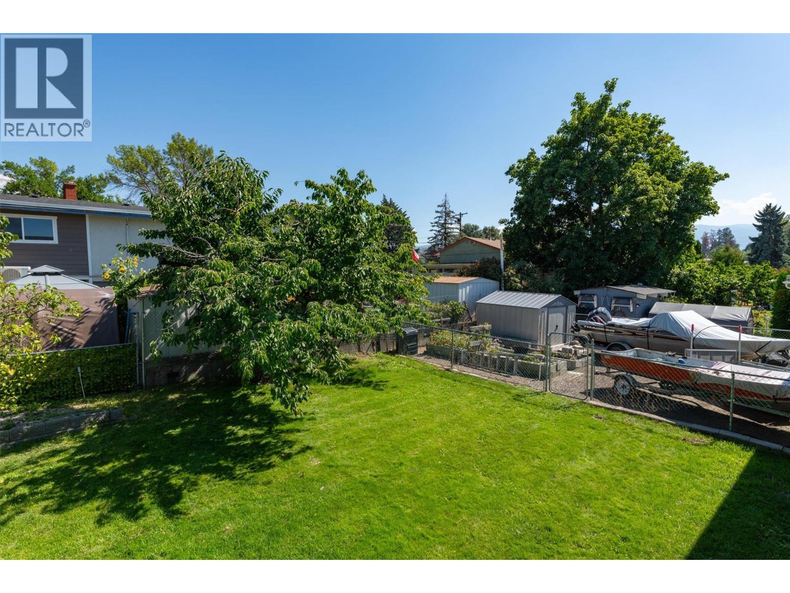 450 Holbrook Road W Property Photo 43