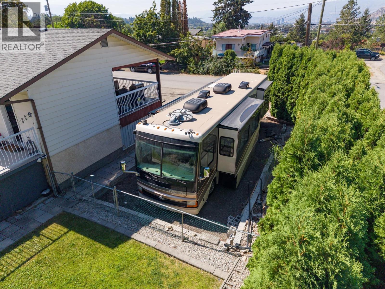 450 Holbrook Road W Property Photo 49