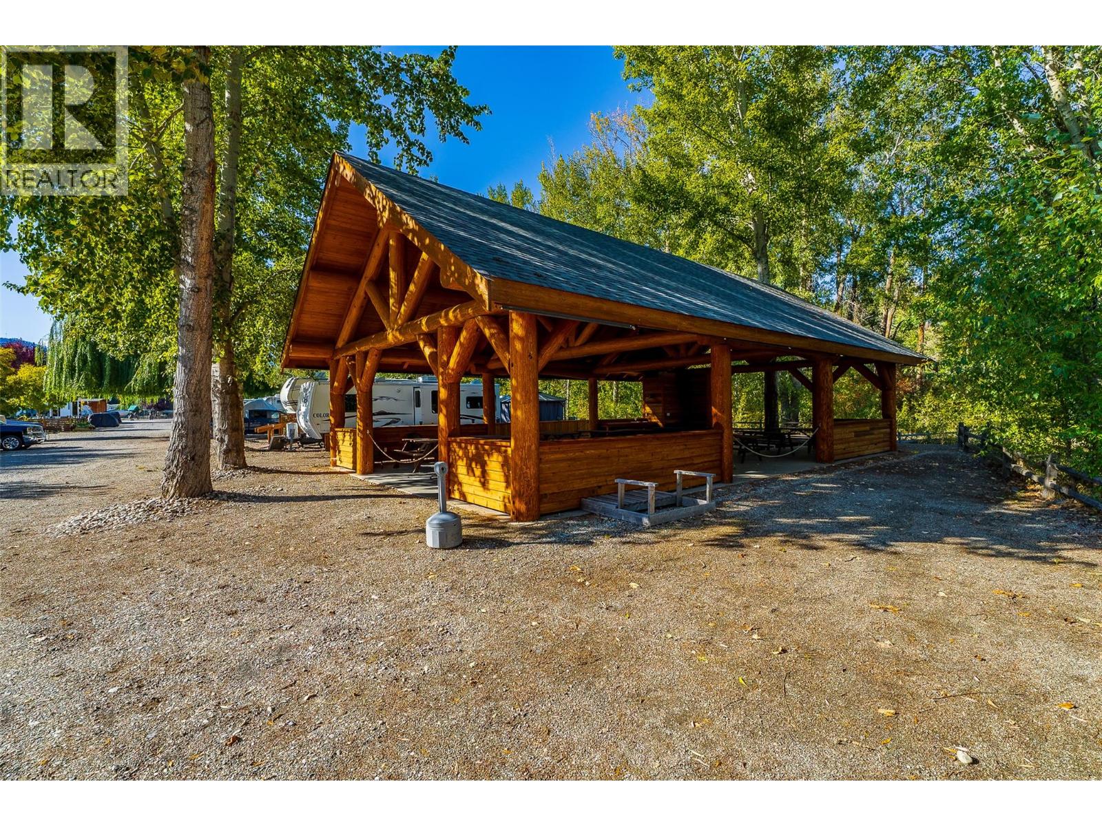46 Cottonwood Drive N Property Photo 16