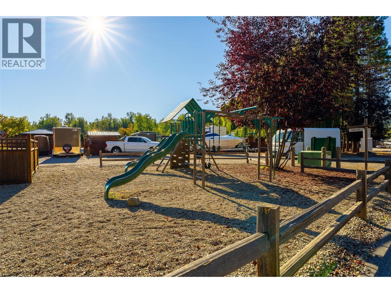 46 Cottonwood Drive N Property Photo 35