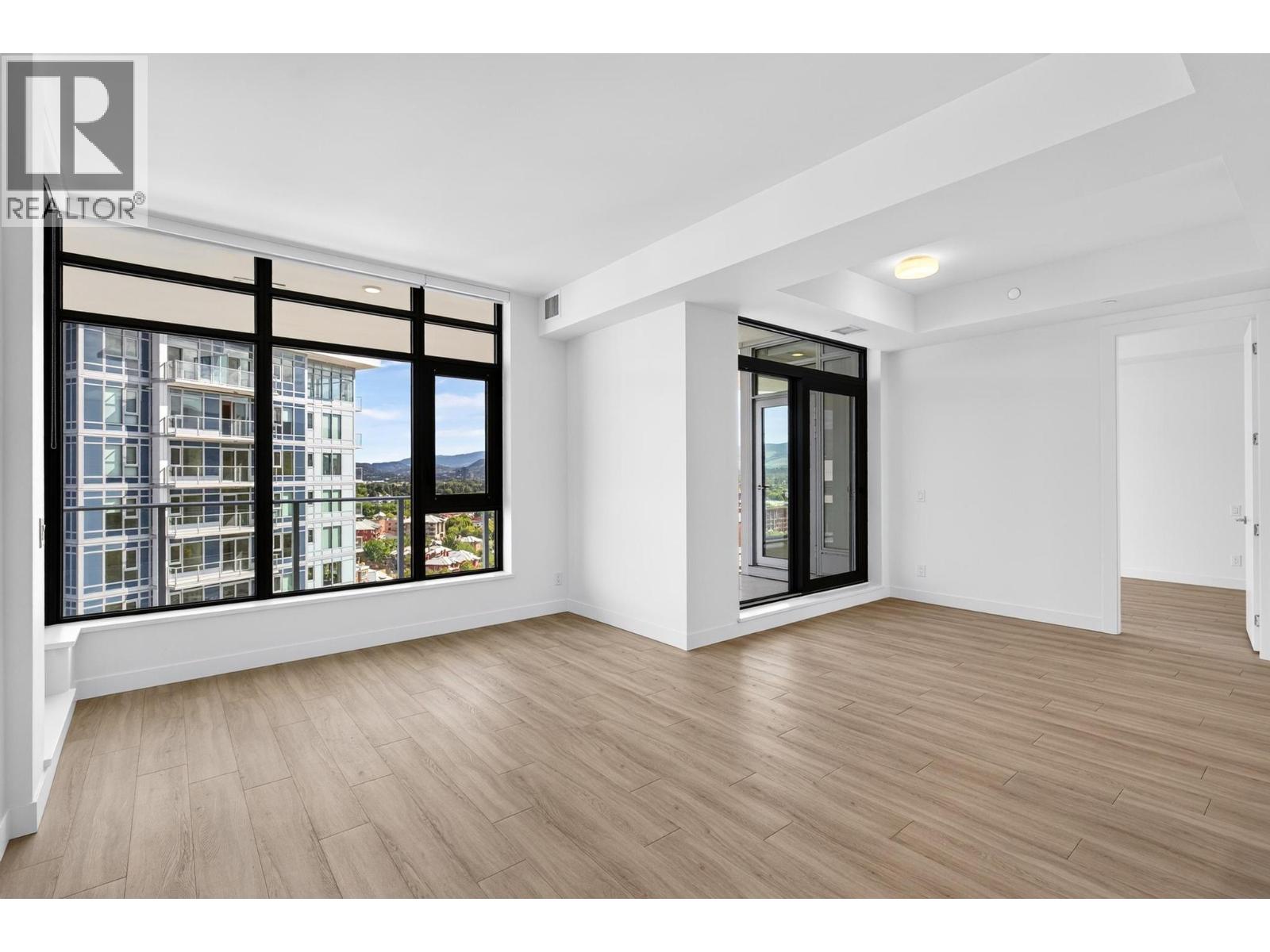 3699 Capozzi Road Unit# Ph6 Property Photo 9