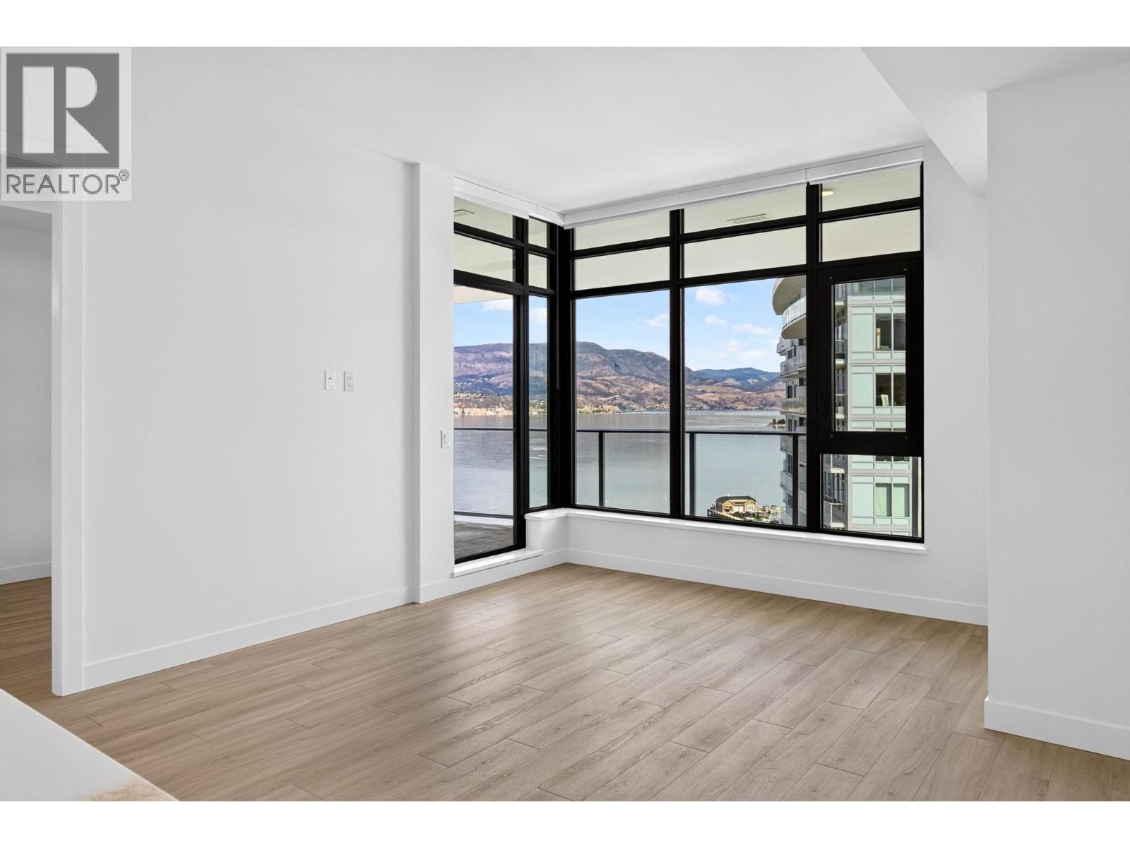 3699 Capozzi Road Unit# Ph6 Property Photo 11