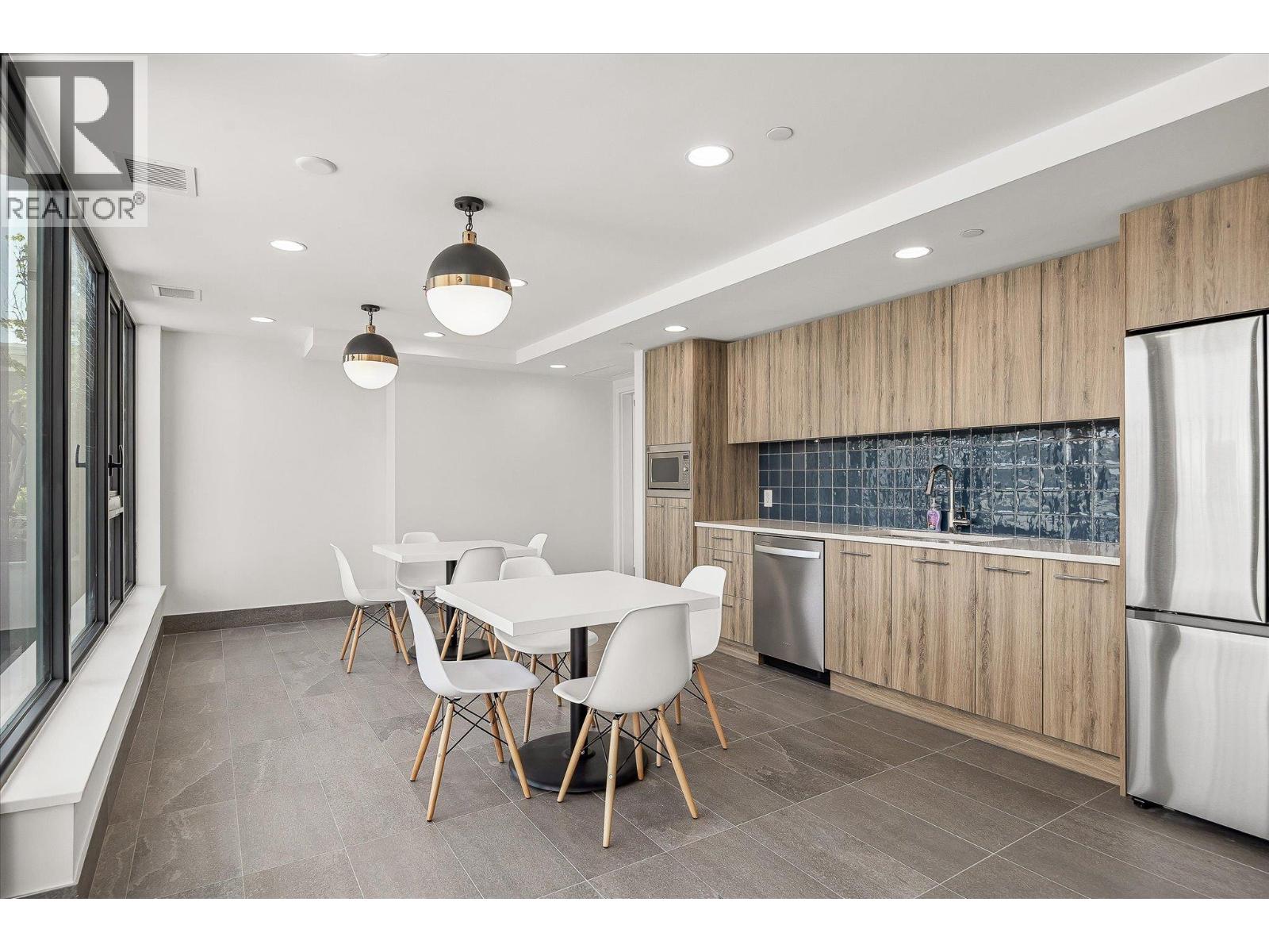 3699 Capozzi Road Unit# Ph6 Property Photo 38