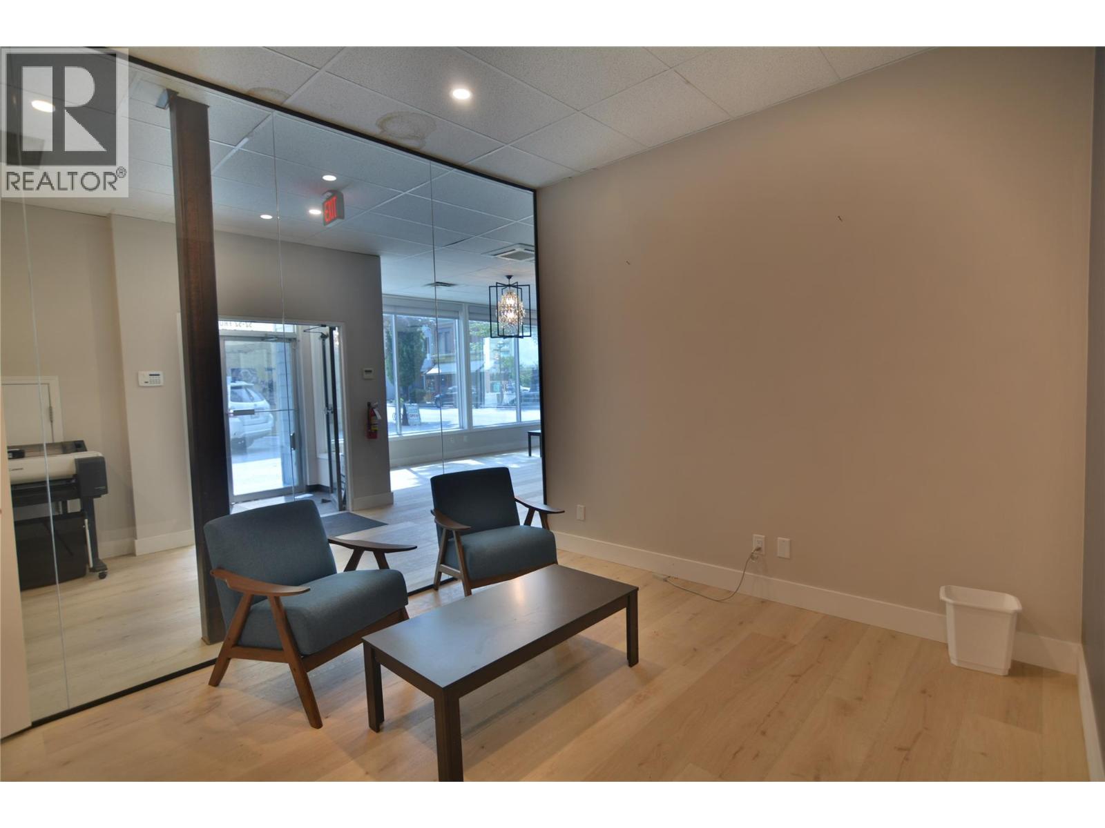 52 Front Street Property Photo 10